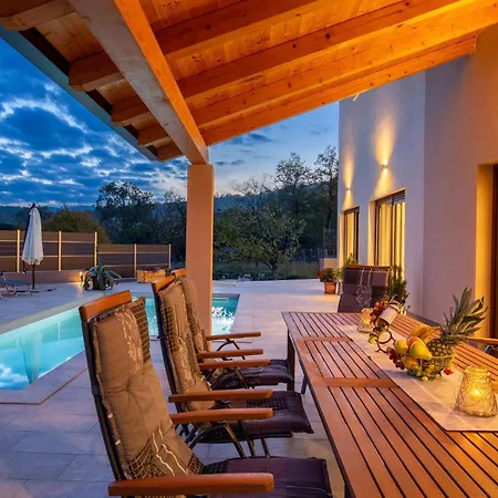 Gorgeous In Holiday home